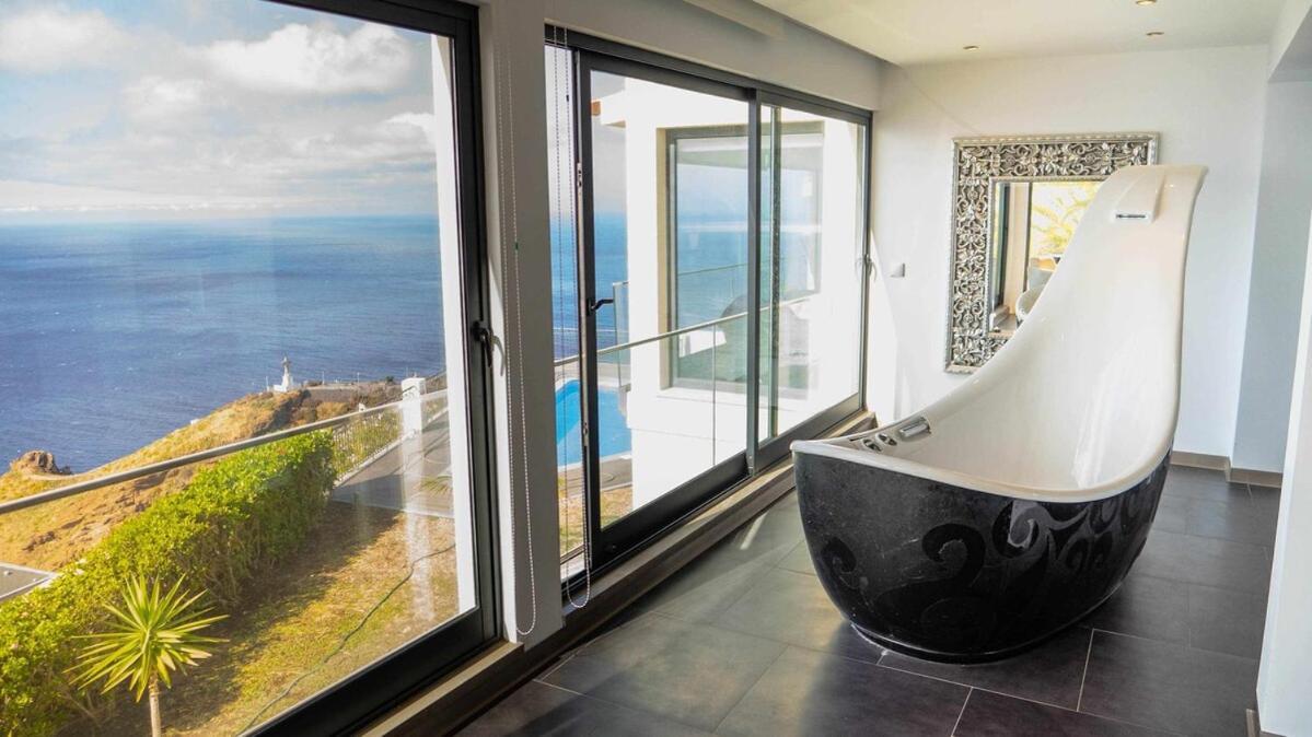 Zula House - Stunning Villa Spectacular Location Caniço Екстериор снимка